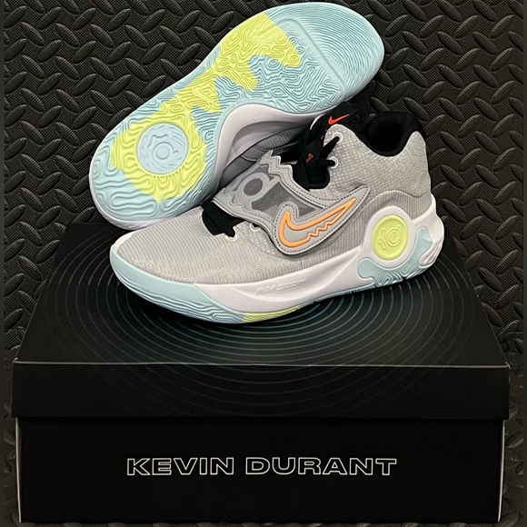 Nike Kevin Durant KD Trey‎ 5 X Wolf Grey White Volt Basketball Shoes Mens Sizes - Picture 1 of 5